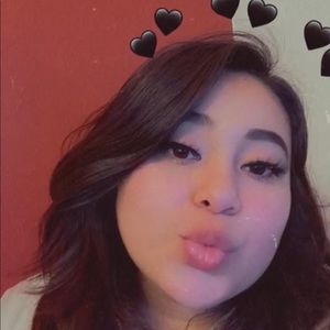 Meet your Posher, Alondra